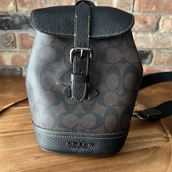 Coach Men's Hudson Small Pack In Signature Canvas - Picture 10 of 16